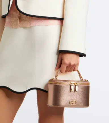 Valentino Garavani Vlogo Small leather top handle bag | Thumbnail 5 Valentino Garavani Vlogo Small leather top handle bag | Thumbnail 5