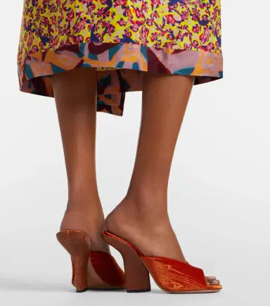 Dries Van Noten Velvet mules | Thumbnail 5 Dries Van Noten Velvet mules | Thumbnail 5