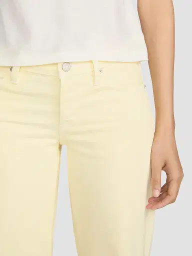 Frame Women's Amelia Gray x The Gray Low-Rise Wide-Leg Denim Pants | Thumbnail 7 Frame Women's Amelia Gray x The Gray Low-Rise Wide-Leg Denim Pants | Thumbnail 7