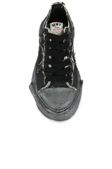 Maison MIHARA YASUHIRO Peterson23 Original Sole Ripping And Over Dyeing Canvas Low -Top Sneaker | Thumbnail 4 Maison MIHARA YASUHIRO Peterson23 Original Sole Ripping And Over Dyeing Canvas Low -Top Sneaker | Thumbnail 4