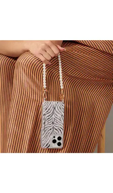 La Coque Francaise Agathe Iphone Case Chain | Thumbnail 3 La Coque Francaise Agathe Iphone Case Chain | Thumbnail 3