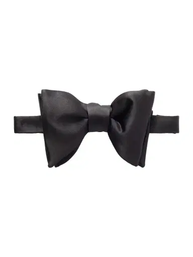 Tom Ford Silk-Satin Bow Tie - Men | Thumbnail 1 Tom Ford Silk-Satin Bow Tie - Men | Thumbnail 1