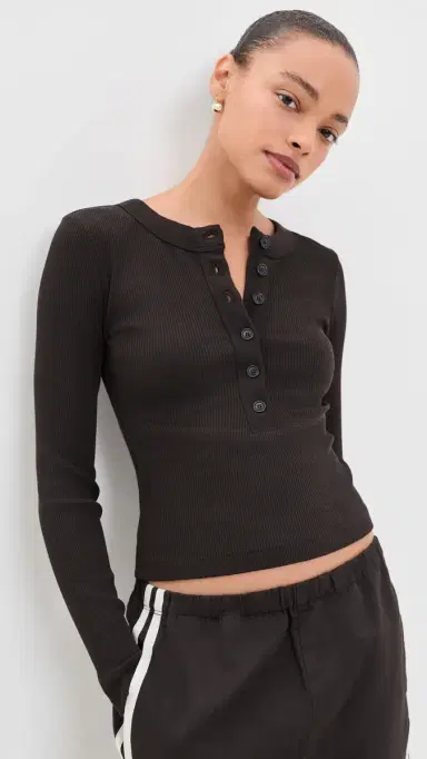 Citizens of Humanity Varra Henley Chocolate M | Thumbnail 2