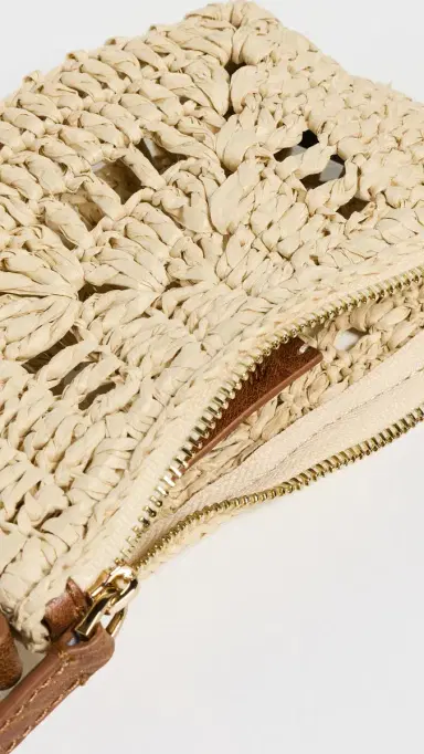 Madewell The Clip-Strap Pouch Natural | Thumbnail 6 Madewell The Clip-Strap Pouch Natural | Thumbnail 6