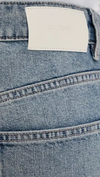DL1961 Miro Barrel High Rise Jeans Worn Day 29 | Thumbnail 6