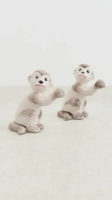 LES OTTOMANS Monkey Salt and Pepper Shakers | Thumbnail 2