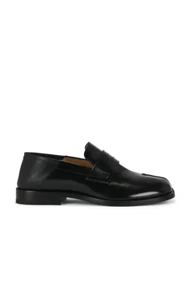 Maison Margiela Tabi Leather Loafers | Thumbnail 2 Maison Margiela Tabi Leather Loafers | Thumbnail 2