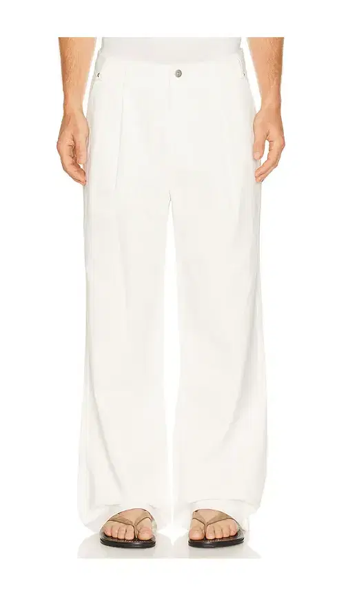 Single Pleated Trouser