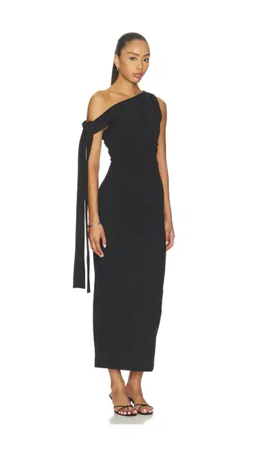 Curaae by Elliatt Anaelle Midi Dress | Thumbnail 2 Curaae by Elliatt Anaelle Midi Dress | Thumbnail 2