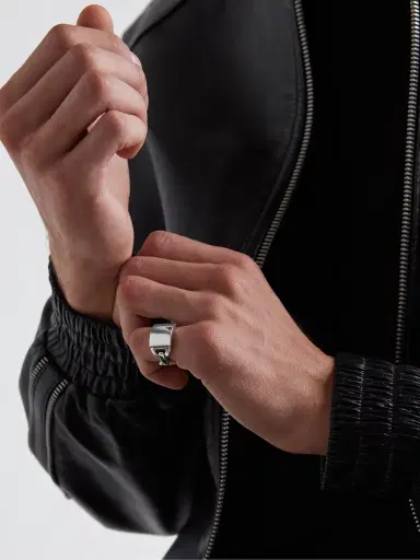 Hoorsenbuhs Sterling Silver Ring - Men | Thumbnail 2 Hoorsenbuhs Sterling Silver Ring - Men | Thumbnail 2