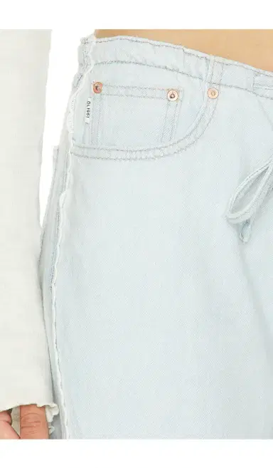 DL1961 Aura Sienna Low Slung Relaxed Wide Leg Jeans | Thumbnail 6 DL1961 Aura Sienna Low Slung Relaxed Wide Leg Jeans | Thumbnail 6