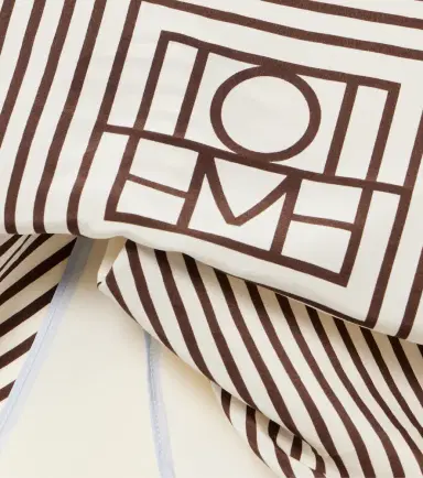 Toteme Monogram silk scarf | Thumbnail 2