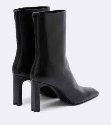 Toteme Leather ankle boots | Thumbnail 3