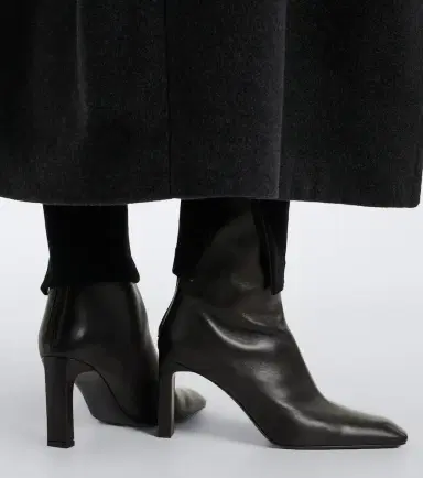 Toteme Leather ankle boots | Thumbnail 5
