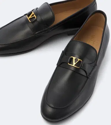Valentino Garavani VLogo leather loafers | Thumbnail 2 Valentino Garavani VLogo leather loafers | Thumbnail 2