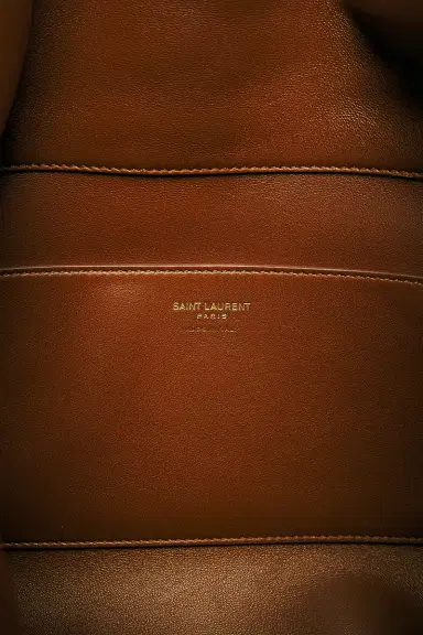 Saint Laurent XXL Alligator Envelope On Chain Bag | Thumbnail 5 Saint Laurent XXL Alligator Envelope On Chain Bag | Thumbnail 5