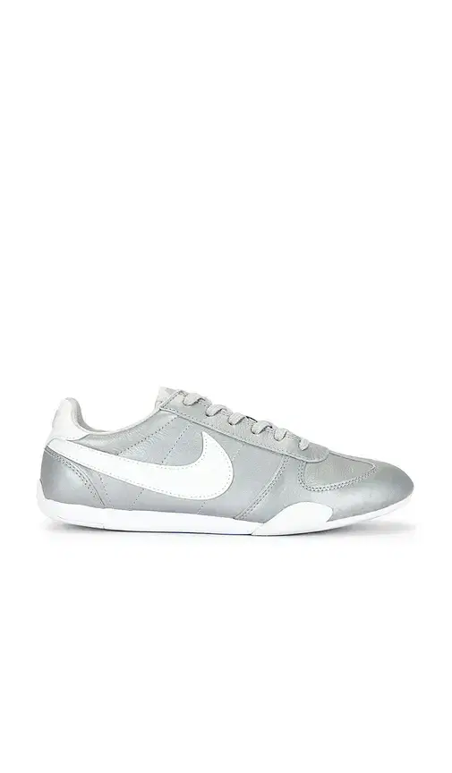 Nike Sprint Sister Sneaker
