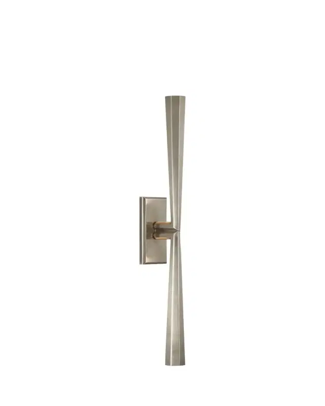 Visual Comfort Signature Galahad Linear Sconce By Thomas O'Brien
