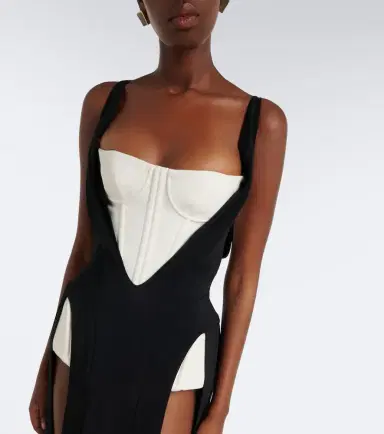 Mugler re/edit Jeu de Paume crêpe gown | Thumbnail 3 Mugler re/edit Jeu de Paume crêpe gown | Thumbnail 3