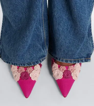 Manolo Blahnik Svemuta floral-appliqué slingback pumps | Thumbnail 6 Manolo Blahnik Svemuta floral-appliqué slingback pumps | Thumbnail 6