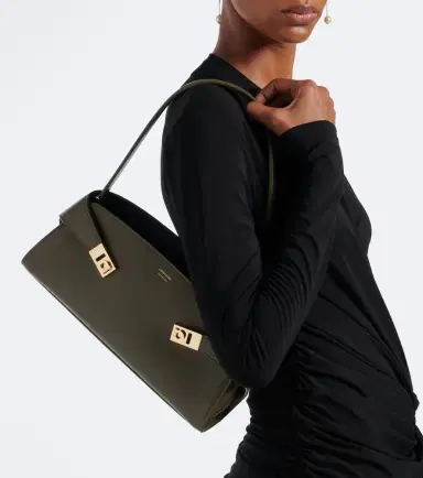 Ferragamo Hug East-West Small leather shoulder bag | Thumbnail 5 Ferragamo Hug East-West Small leather shoulder bag | Thumbnail 5