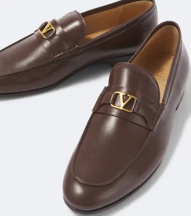 Valentino Garavani VLogo leather loafers | Thumbnail 2