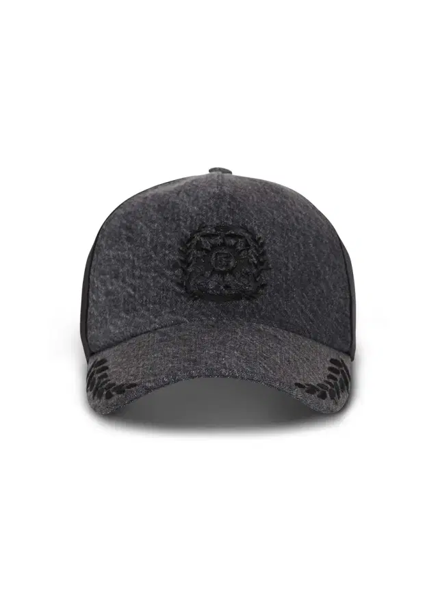 Balmain Écusson embroidered denim cap