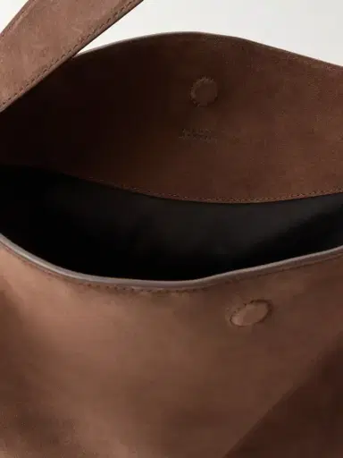Isabel Marant Oskan Studded Suede Tote | Thumbnail 6 Isabel Marant Oskan Studded Suede Tote | Thumbnail 6
