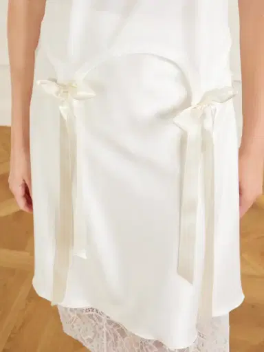 Simone Rocha Bow-detailed Jersey T-shirt | Thumbnail 4 Simone Rocha Bow-detailed Jersey T-shirt | Thumbnail 4