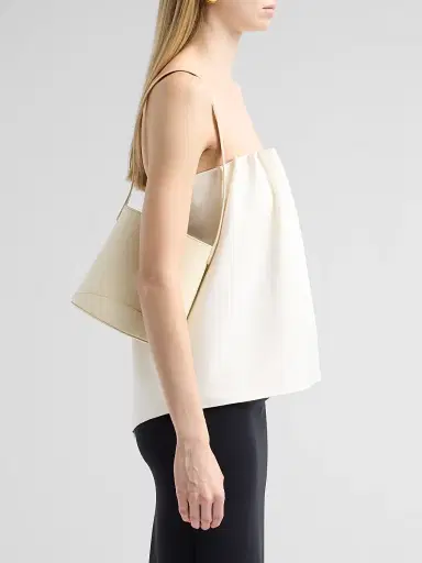 NEOUS Women's Pardalis 2.0 Leather Bucket Bag | Thumbnail 4