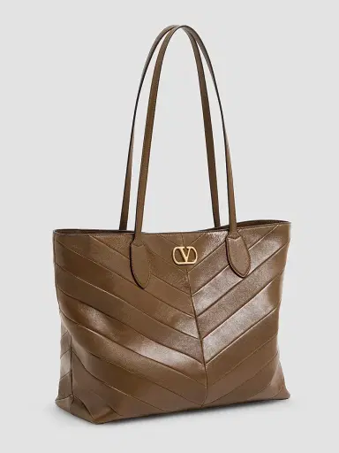Valentino Garavani Women's Jean Medium Shopping Bag in Nappa with Chevron Motif - Tundra | Thumbnail 4