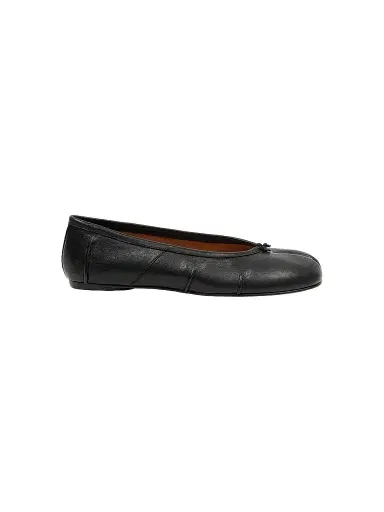 Maison Margiela Women's Tabi Leather Ballerina Flats | Thumbnail 1 Maison Margiela Women's Tabi Leather Ballerina Flats | Thumbnail 1
