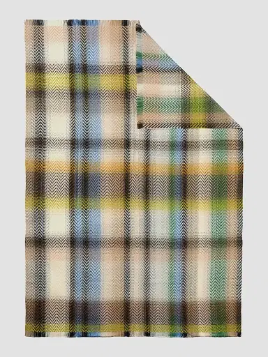 Missoni Check New Zigzag Wool-Blend Throw Blanket | Thumbnail 3 Missoni Check New Zigzag Wool-Blend Throw Blanket | Thumbnail 3