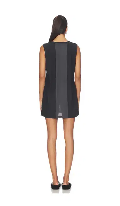 Nike Women's Jersey Dress | Thumbnail 3