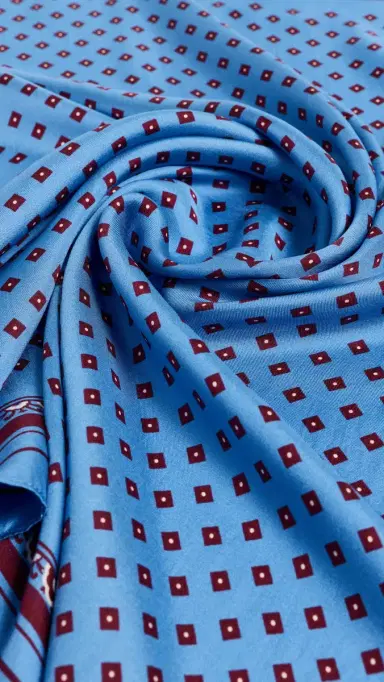 Madewell Medium Silk Bandana Retro Blue | Thumbnail 5 Madewell Medium Silk Bandana Retro Blue | Thumbnail 5