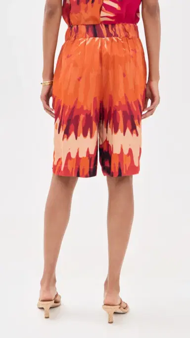 DIARRABLU Jeyna Shorts | Thumbnail 3