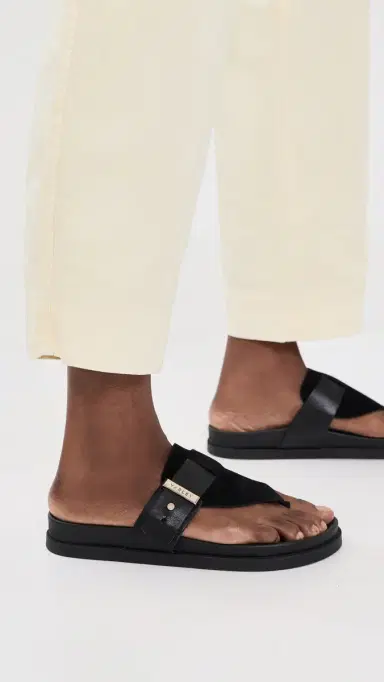 Varley Suna Toe Post Sandals | Thumbnail 3 Varley Suna Toe Post Sandals | Thumbnail 3