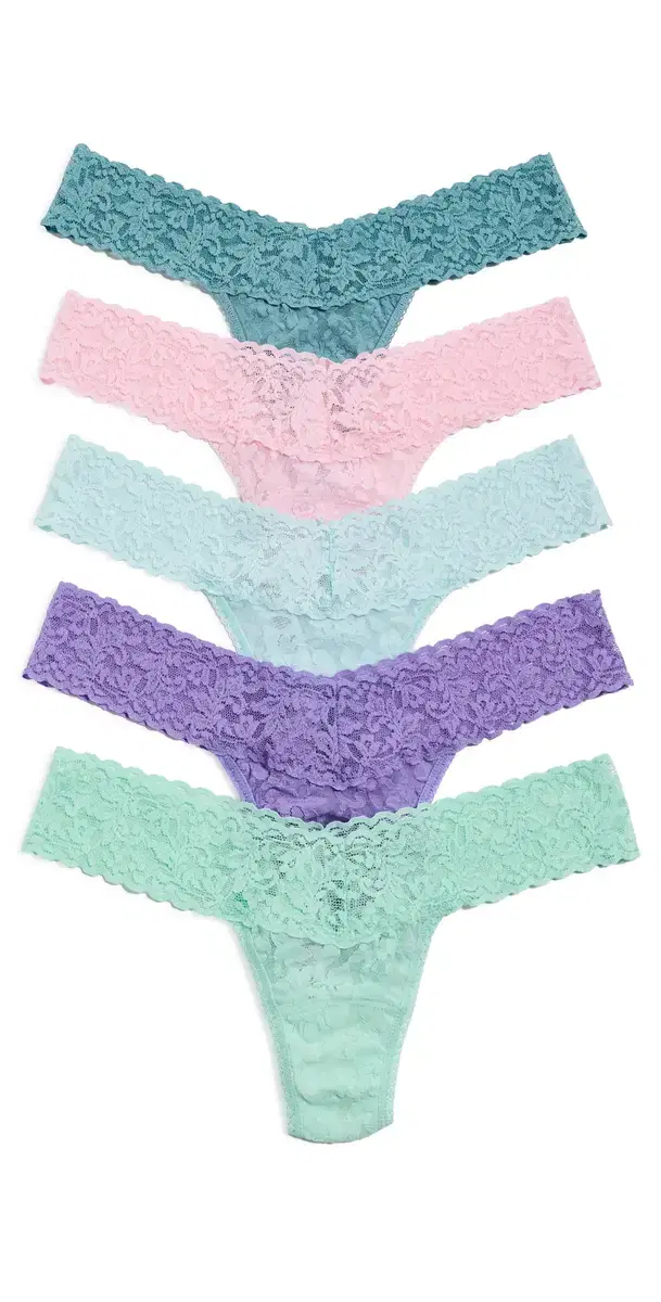 Signature Lace Low Rise Thong Panties 5 Pack Cphd One Size