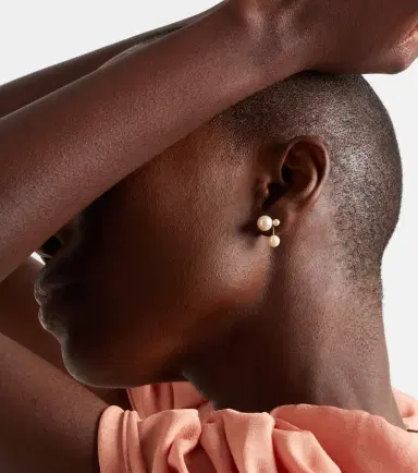 Sophie Bille Brahe Lou Perle 14kt gold single earring with freshwater pearls | Thumbnail 4