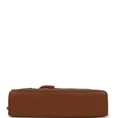 Chanel Chanel "Supple" Top Handle Long Vanity Case with Chain Camel Grained Calfskin Gold Hardware | Thumbnail 6