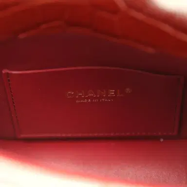 Chanel Chanel Mini Top Handle "Turn Around" Flap Bag Burgundy Croc Embossed Calfskin Gold Hardware | Thumbnail 9