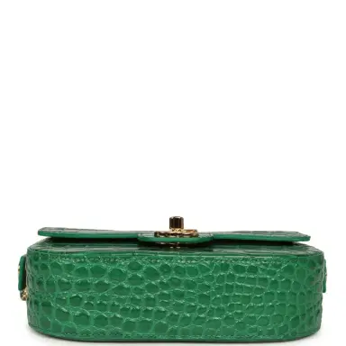 Chanel Chanel Mini Top Handle "Turn Around" Flap Bag Green Croc Embossed Calfskin Gold Hardware | Thumbnail 6