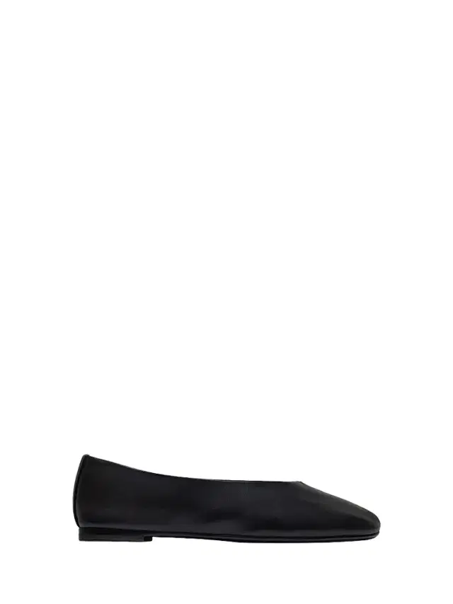 Bernardo Women's Meredith Ballet Flats - Black