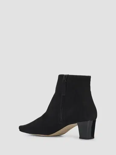 Manolo Blahnik Women's Jaima Suede Ankle Boots | Thumbnail 4 Manolo Blahnik Women's Jaima Suede Ankle Boots | Thumbnail 4