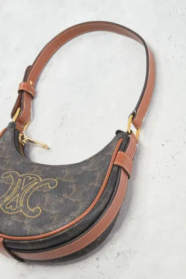 Celine Ava Triomphe Shoulder Bag | Thumbnail 8