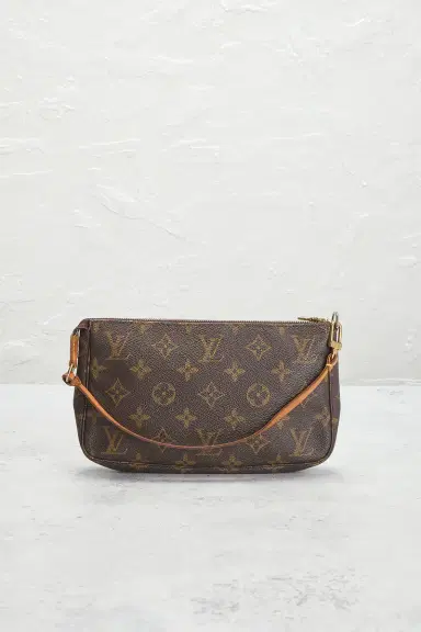 louis vuitton Louis Vuitton Monogram Pochette Accessoires Shoulder Bag | Thumbnail 2 louis vuitton Louis Vuitton Monogram Pochette Accessoires Shoulder Bag | Thumbnail 2