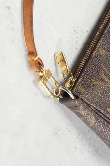 louis vuitton Louis Vuitton Monogram Pochette Accessoires Shoulder Bag | Thumbnail 6 louis vuitton Louis Vuitton Monogram Pochette Accessoires Shoulder Bag | Thumbnail 6