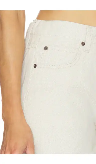 Frame The Off Duty Drawstring Bow Long Hang Short | Thumbnail 6 Frame The Off Duty Drawstring Bow Long Hang Short | Thumbnail 6