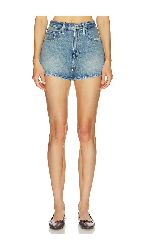 Isa Short