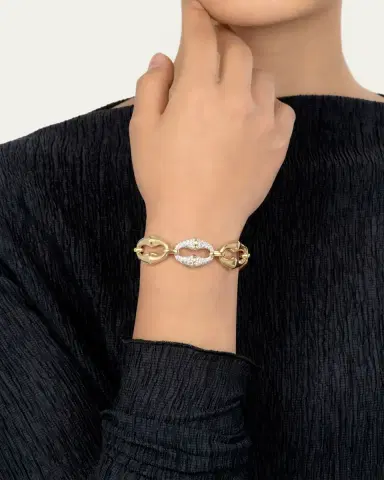 VRAM 18K Yellow Gold Chrona Diamond Link Bracelet | Thumbnail 2